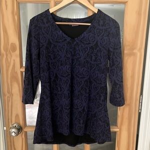 Tianello Flowy high low v neck purple black  3/4 Sleeves Sz medium
